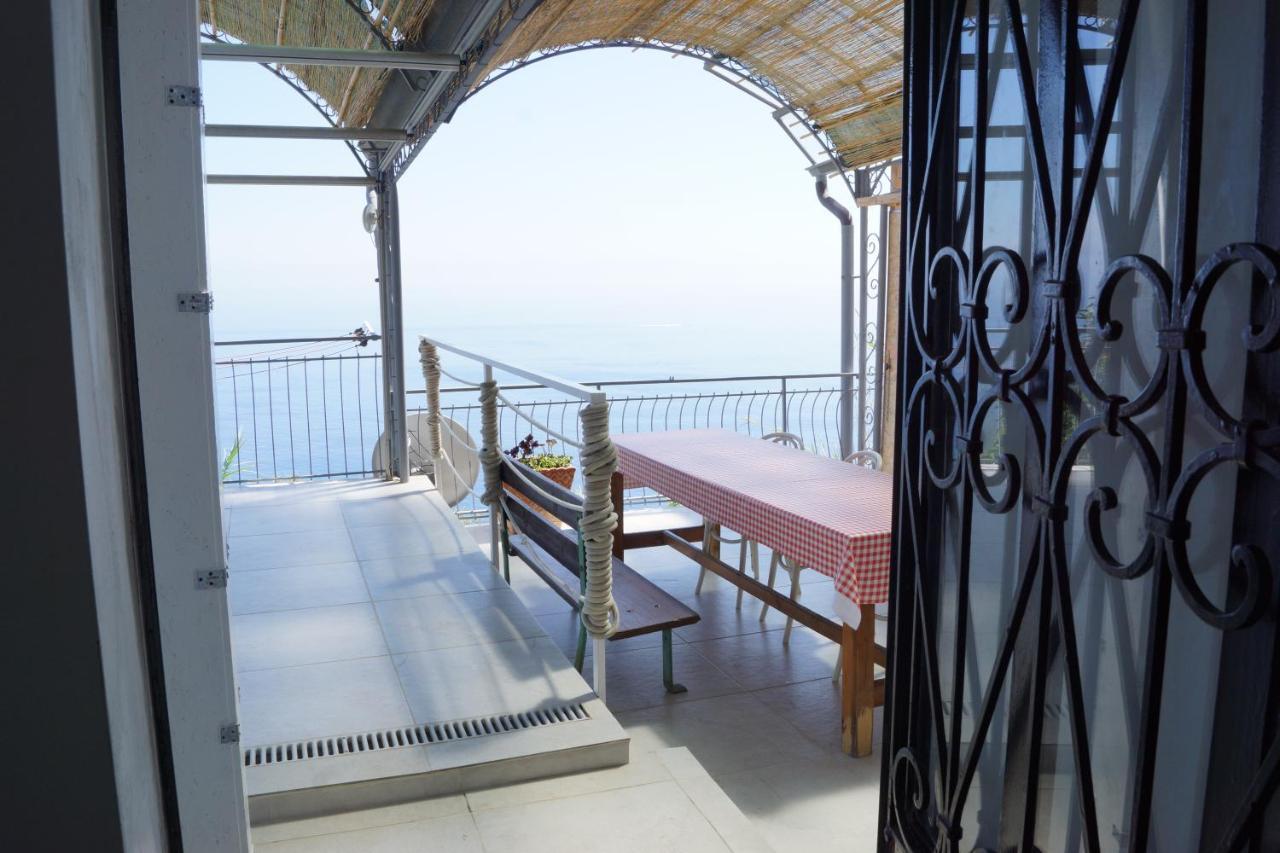 Total Sea View Grimaldi Apartment Ventimiglia Exterior photo